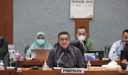 Kemenpora Pimpinan Zainudin Amali Raih Predikat WTP, Komisi X DPR RI Angkat Topi - JPNN.com