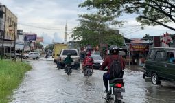 121 Titik Banjir Kepung Pekanbaru, Pj Wali Kota Buka Suara - JPNN.com
