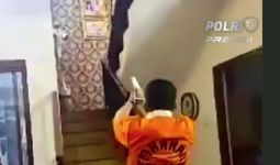 Ferdy Sambo Peragakan Adegan Tembak Dinding Rumah Dinas Duren Tiga, Lihat Gayanya - JPNN.com
