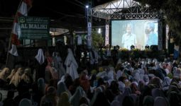 Ribuan Santri Ponorogo Menunjukkan Rasa Cinta Pada Ganjar Lewat Doa dan Selawat - JPNN.com