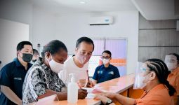 Masyarakat di Berbagai Daerah Sudah Merasakan BLT Jokowi, Hamdalah - JPNN.com
