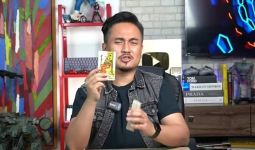 Denny Darko Meramal Kemungkinan Nicholas Saputra dan Ariel Tatum Pacaran, Jangan Kaget! - JPNN.com