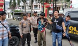 Eks Anggota Satpol PP Mengamuk Sambil Menenteng Parang Panjang, Lalu Bakar Ruko - JPNN.com