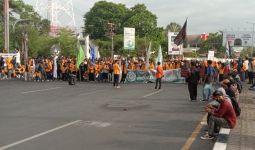 BBM Naik, Begini Kalimat Mahasiswa Makassar untuk Rezim Jokowi - JPNN.com