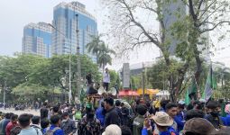 Mahasiswa Demo BBM, Teriakkan Hati Nurani Jokowi Telah Mati - JPNN.com