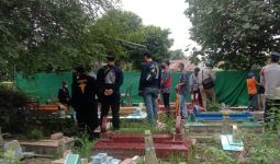 Autopsi Jenazah Santri Gontor di Palembang Dilakukan Tertutup, Keluarga Turut Menyaksikan - JPNN.com