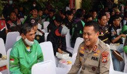 Mesra, Kapolda Banten Ngopi Bareng Ratusan Driver Ojol - JPNN.com