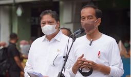 Konon, Jokowi Senangi Airlangga Maju Capres 2024, Nih Alasannya - JPNN.com
