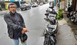 Cerita Pak RT yang Berdebat dengan Pengendara Mobil Gegara Tak Mau Mundur, Kayak Kesurupan - JPNN.com