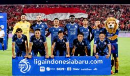 Arema FC Dibekuk Persib Bandung, Javier Roca Benahi 2 Hal Ini - JPNN.com