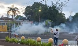 Demo di DPRD Provinsi Bengkulu Rusuh, Polisi Tangkap 3 Mahasiswa - JPNN.com