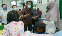 Mendapat Info Ada Bocah Terjangkit HIV/AIDS, Ketua Demokrat Sumut Gerak Cepat - JPNN.com