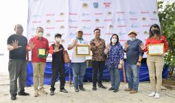 KLHK Gandeng Mowilex Tanam 10.000 Bibit Mangrove di Belitung - JPNN.com