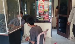 Remaja Durhaka Pukul Ibu Kandung dengan Kayu Ditangkap, Lihat Tuh! - JPNN.com