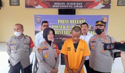 Polisi Tangkap Agus Surono di Palembang, Perhatikan Tangannya - JPNN.com