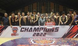 Kalahkan Perbanas, Tim Basket UPH Juara Puan Maharani Cup - JPNN.com