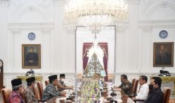 Lihat Siapa Menteri yang Dibawa Jokowi Menemui PBNU - JPNN.com