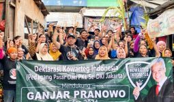 Komunitas Warteg, PKL, & Pedagang Pasar Kramat Jati Sepakat Dukung Ganjar di Pilpres 2024 - JPNN.com