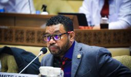 Senator Papua Barat Pertanyakan Klaim Mahfud MD Soal Total Dana Otsus Rp 1.000 Triliun - JPNN.com