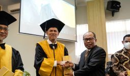 Apresiasi Disertasi Anggota Dewas Suhaji, Kepala BPKH Berharap Ini - JPNN.com