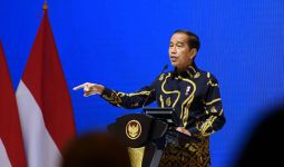 Jokowi Terus Mendorong Penyelesaian Krisis Myanmar, ASEAN Akhirnya Bergerak - JPNN.com