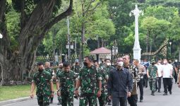 Alasan HUT TNI Dilaksanakan di Istana, Pertimbangan Banyak, Salah Satunya Jokowi - JPNN.com