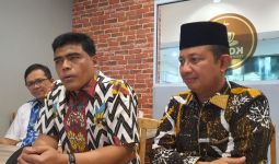 Begini Cara Polda Riau Melestarikan Batik Indonesia - JPNN.com