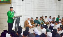Kunjungi Ponpes Babussalam Pekanbaru, Plt Ketum PPP: Kami Minta Doa - JPNN.com