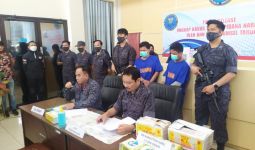 BNNP Sumsel Tangkap 2 Kurir, Sita 5 Kilogram Sabu-Sabu dari Malaysia - JPNN.com
