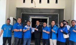 Ketum KNPI Berziarah ke Makam Pendiri NU di Jombang - JPNN.com
