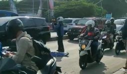 Kecelakaan Maut di Bekasi, Istri Tewas di Depan Suaminya - JPNN.com