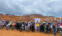 Ratusan Pembalap Motocross Tampil di Sirkuit Jaro Ade Racing Team - JPNN.com