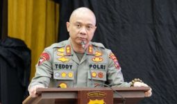 Irjen Teddy Minahasa Tukar 5 Kg Sabu-Sabu dengan Tawas - JPNN.com