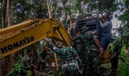 2 Perambah Hutan Giam Siak Kecil Ditangap Tim Gabungan KLHK, Pemodal Diburu - JPNN.com