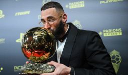 Sah! Karim Benzema Rebut Ballon d'Or 2022 - JPNN.com