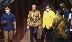 Pakai Tamsil Pilot, Jokowi Minta Golkar Tak Sembarangan Pilih Capres - JPNN.com