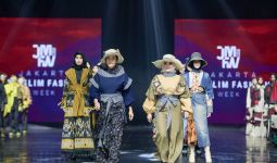 Hadir di JMFW, Mas Nadiem Optimistis Indonesia Jadi Pusat Fesyen Muslim Dunia - JPNN.com
