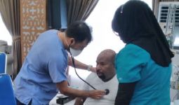 Dokter RS Mount Elizabeth Singapura Kembali Memeriksa Kesehatan Lukas Enembe - JPNN.com