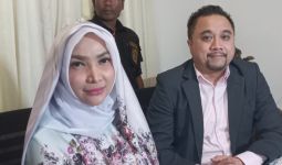 Dituding Menahan KTP Sang Suami, Roro Fitria: Sudah Dikembalikan, Dia Enggak Mau - JPNN.com