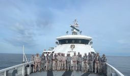 Bakamla RI dan Malaysia Gelar Patroli Bersama di Perairan Perbatasan Indonesia - JPNN.com