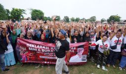 Ribuan Orang di Karawang Dukung Ganjar Pranowo di Pilpres 2024 - JPNN.com