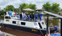 Kapal Patroli Polairud Polda Riau Jadi Puskesmas Keliling, Anto: Sangat Terbantu - JPNN.com