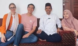 Daniel Mananta Ajak Istri Menginap di Rumah UAS, Ternyata Mereka.... - JPNN.com