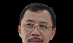 Kajati Riau Dianugerahi Gelar Pahlawan Petani Indonesia - JPNN.com