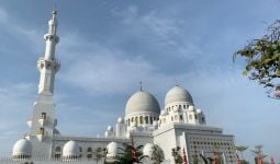 Ganjar Berharap Masjid Sheikh Zayed Solo Jadi Pusat Kajian Ilmu Penyebar Toleransi - JPNN.com
