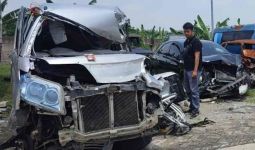 Detik-detik Kecelakaan Maut di Tol Cipali, 3 Meninggal Dunia - JPNN.com