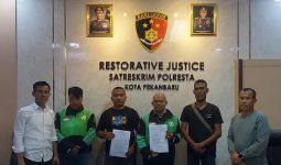 Berita Terkini Kasus Ojol Serbu Sekuriti Perumahan Elite di Pekanbaru - JPNN.com