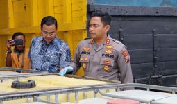4 Penimbun BBM Bersubsidi di Probolinggo Ditangkap, Barang Buktinya Bikin Melongo - JPNN.com