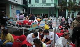MIND ID Salurkan 1.550 Paket Sembako Kepada Korban Gempa di Cianjur - JPNN.com