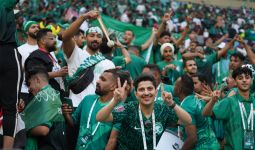 Raja Salman Umumkan Hari Libur Arab Saudi, Mana Messi? - JPNN.com
